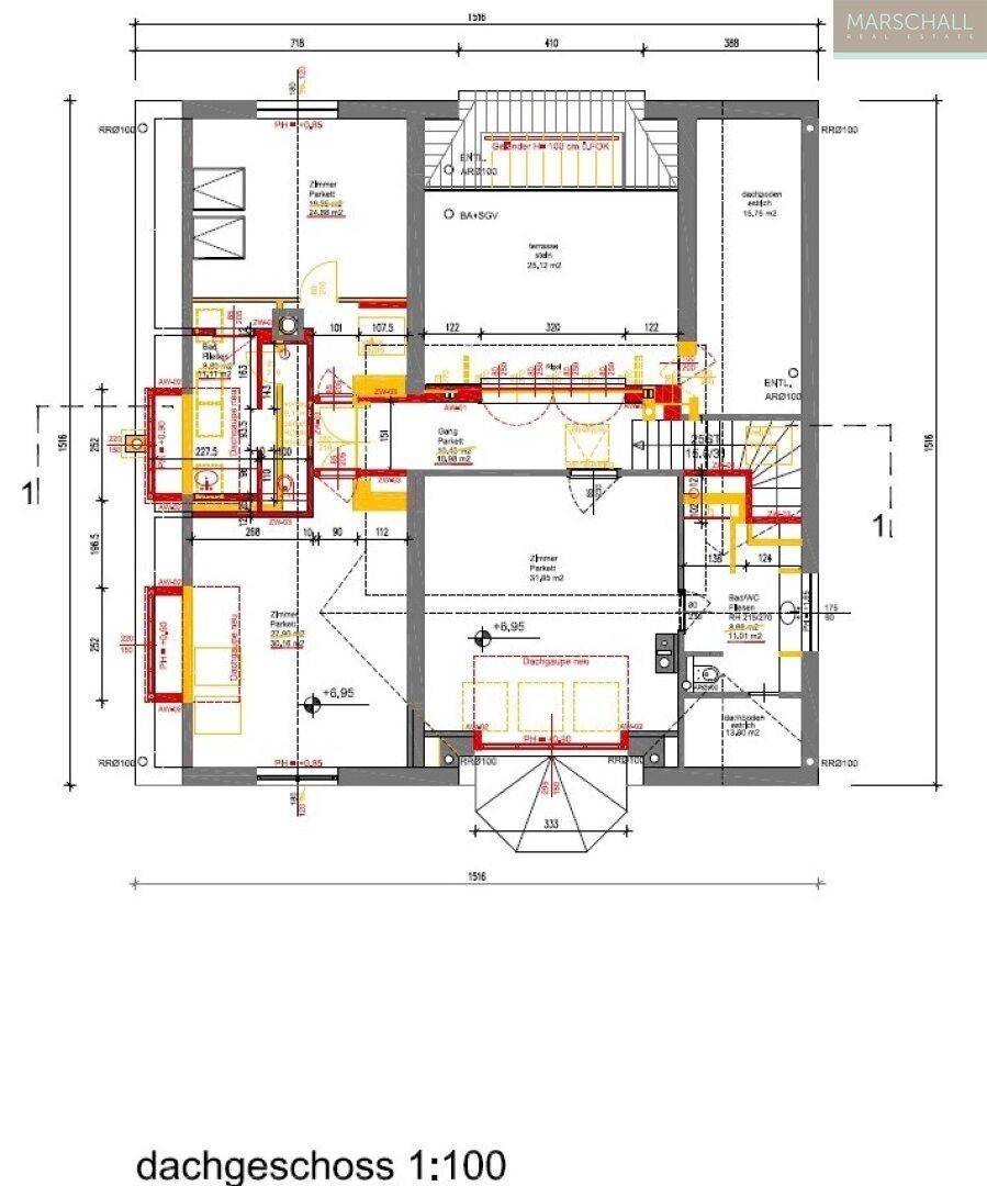 Grundriss des Dachgeschosses mit Schlafzimmern und Badezimmer, inklusive Treppenaufgang und Fenstern.