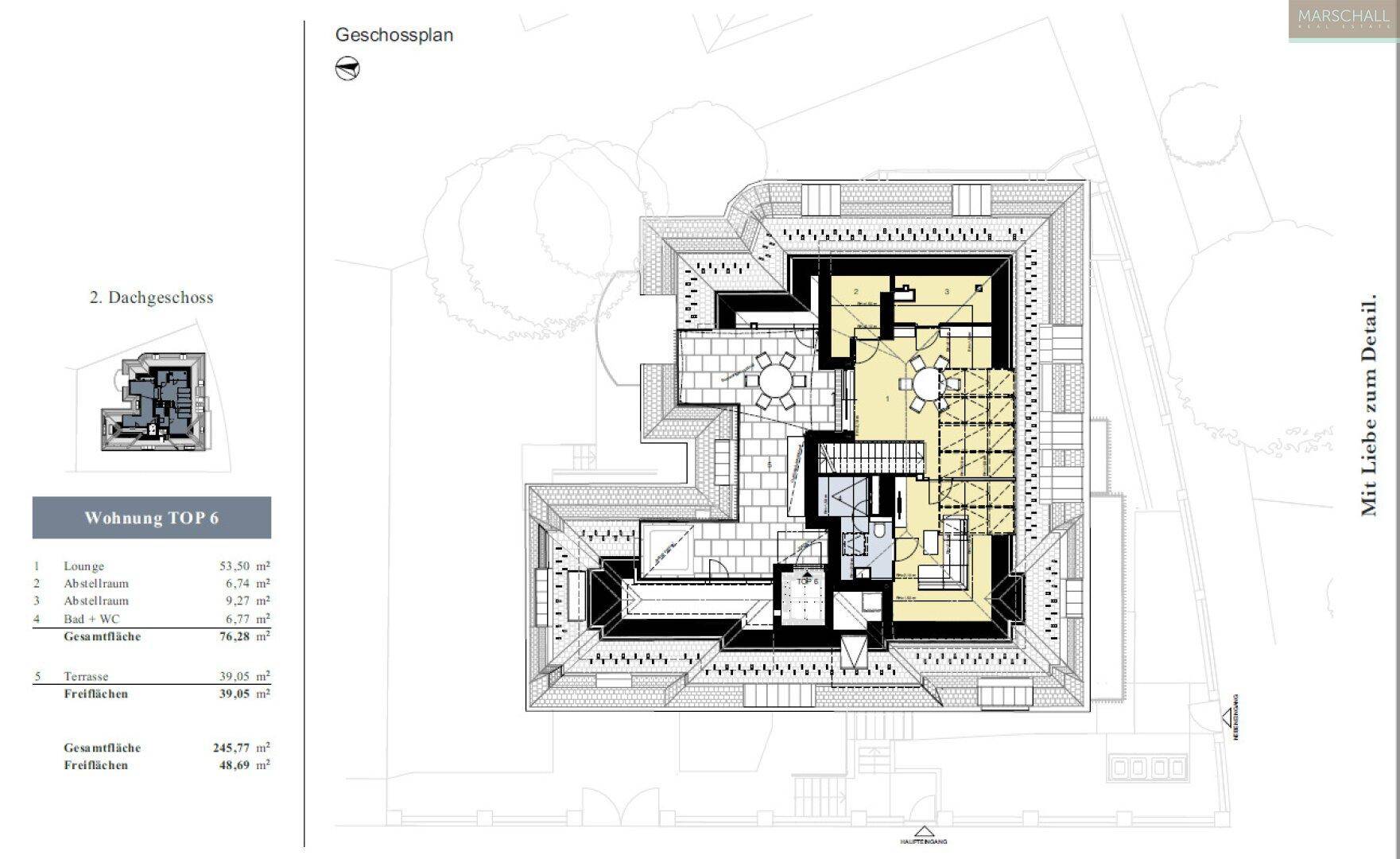 Grundriss des zweiten Dachgeschosses mit Lounge-Bereich, Terrasse und schrägen Dachflächen.