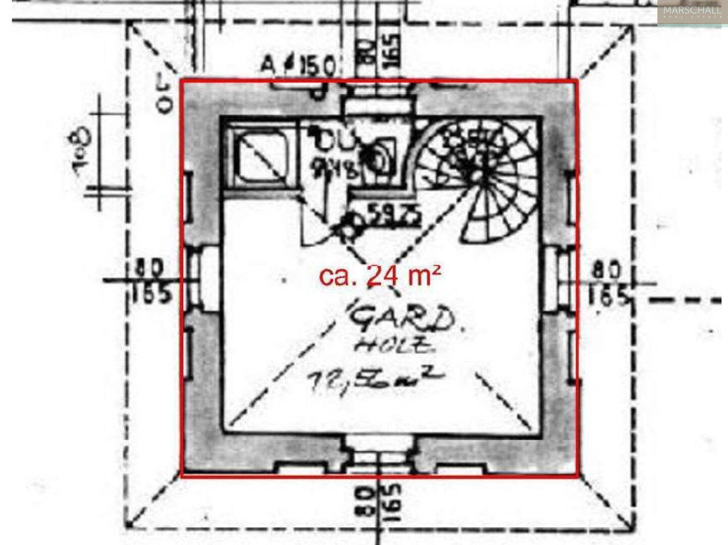 Grundriss des Turmzimmers im Dachgeschoss mit ca. 24 m² Fläche und Wendeltreppe.