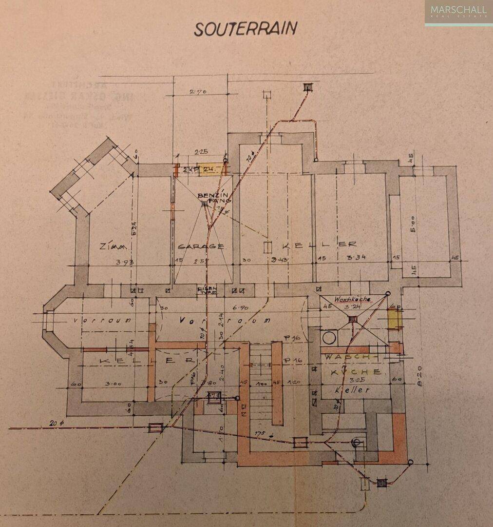 Grundriss des Souterrains mit Kellerbereichen, Garage und einer Waschküche.