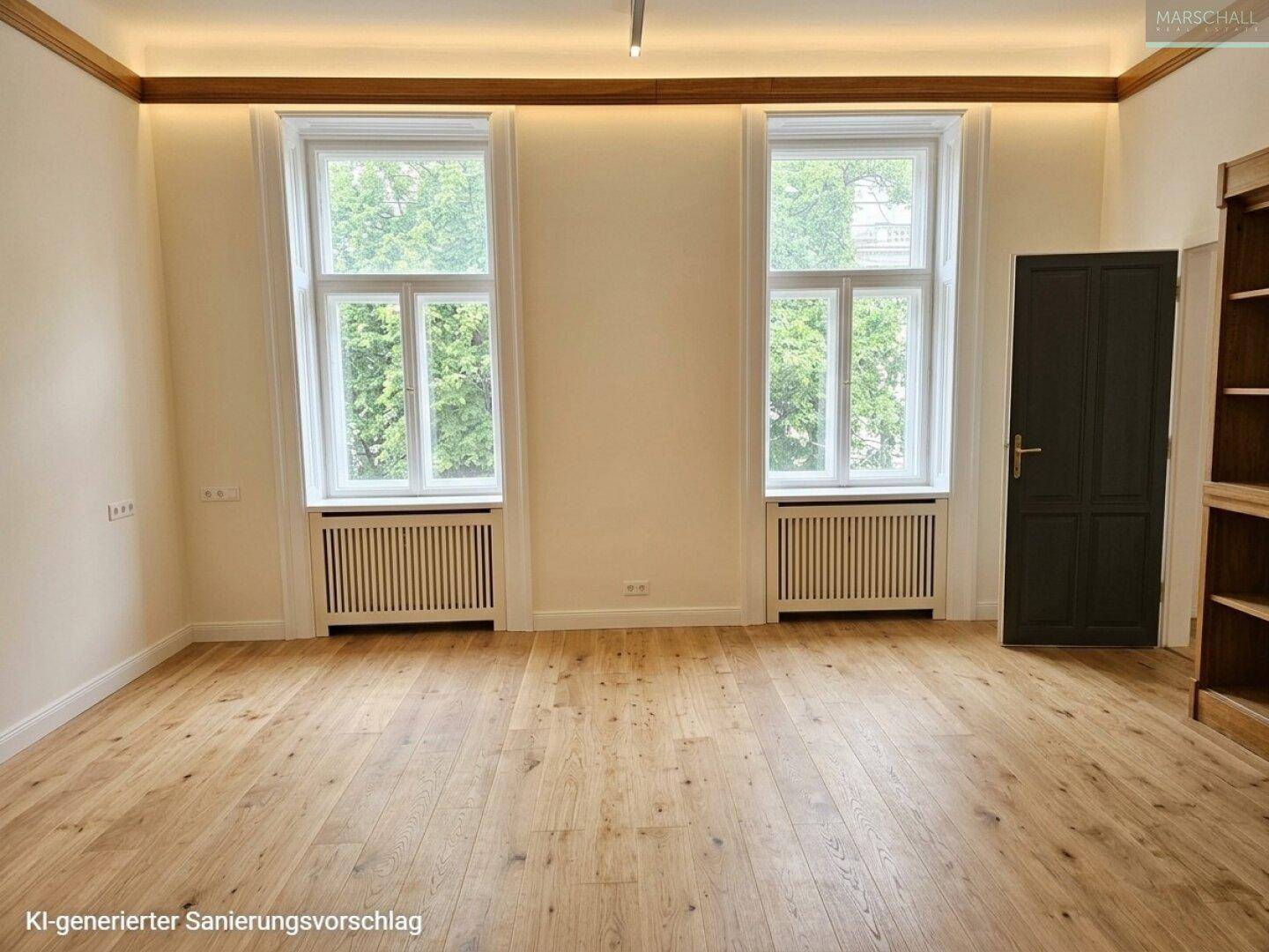 Renovierter Raum mit neuem Holzboden, hohen Fenstern und indirekter Beleuchtung, sehr hell und modern.