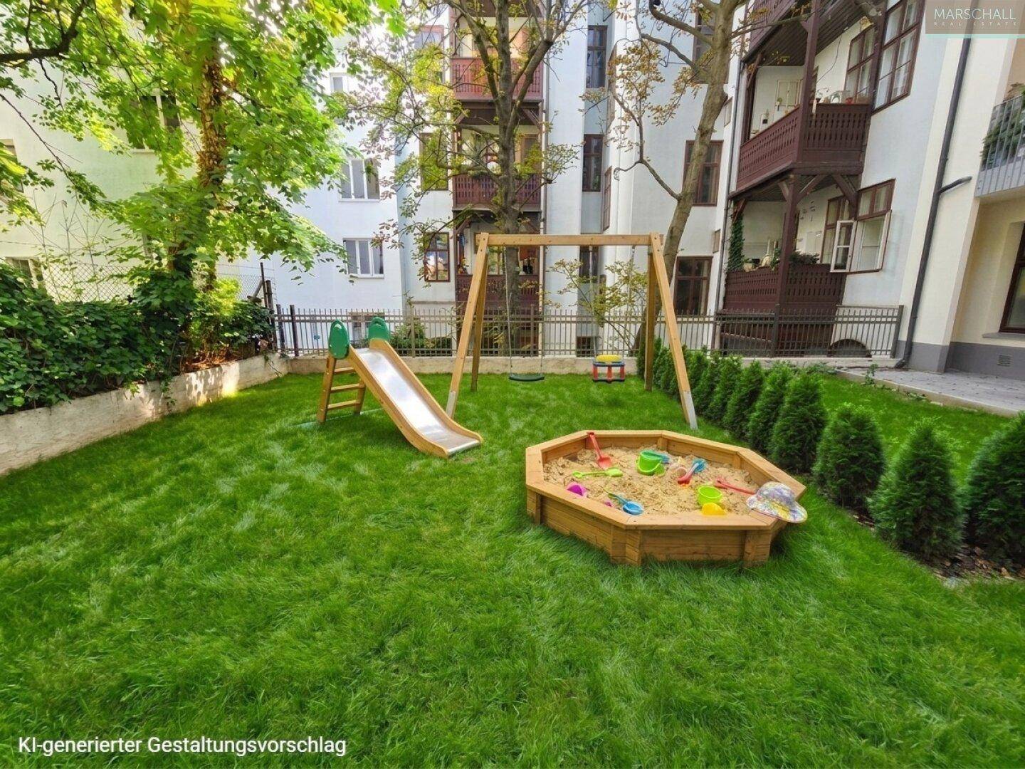 Grüner Gartenbereich mit Kinderspielplatz, Rutsche und Sandkasten, umgeben von Bäumen.