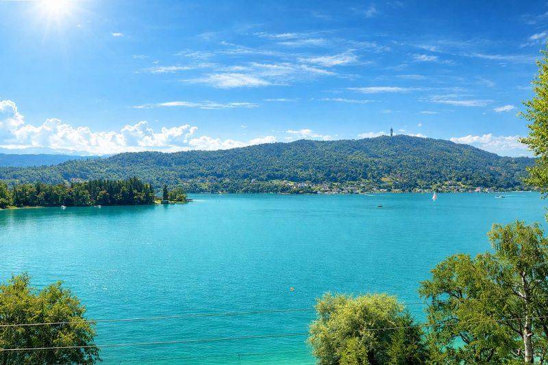 Modernes Villen-Ensemble mit einzigartigem Wörthersee-Panorama - Ansicht 2