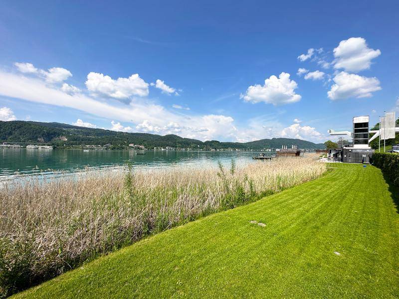 Exklusive See-Residenz in unmittelbarer Golfplatzlage – pohled 2