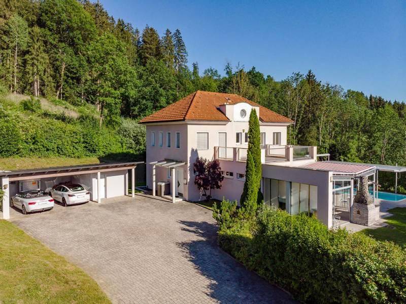 Villa 2 St Veit