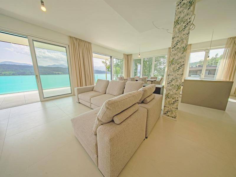 Großzügige Luxuswohnung mit privatem Seezugang am Wörthersee - Ansicht 2