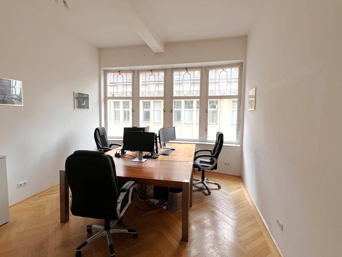 Büro4