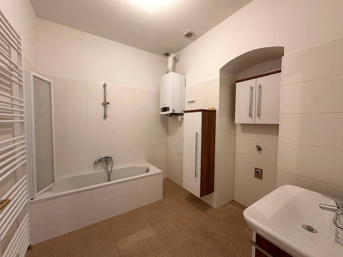 Badezimmer1-1
