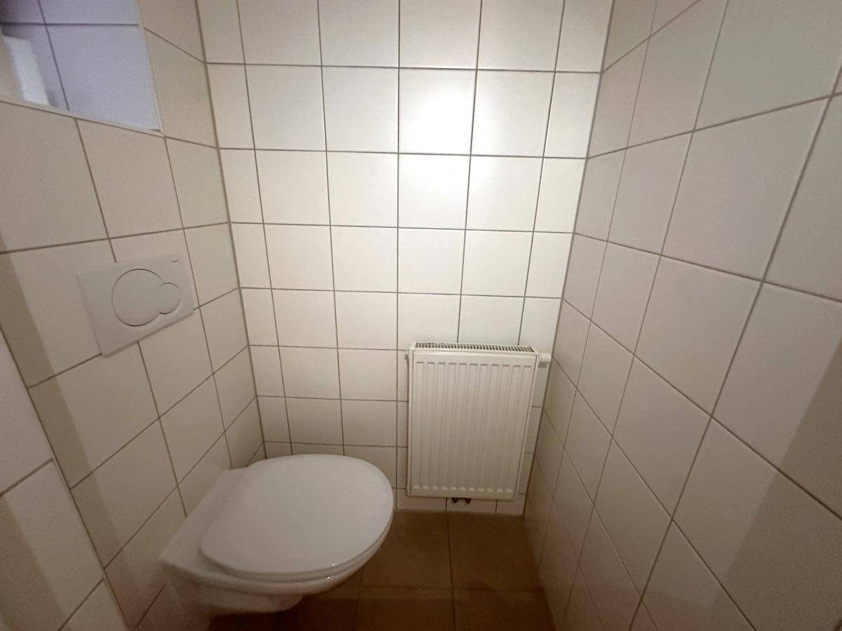 Toilette1-1