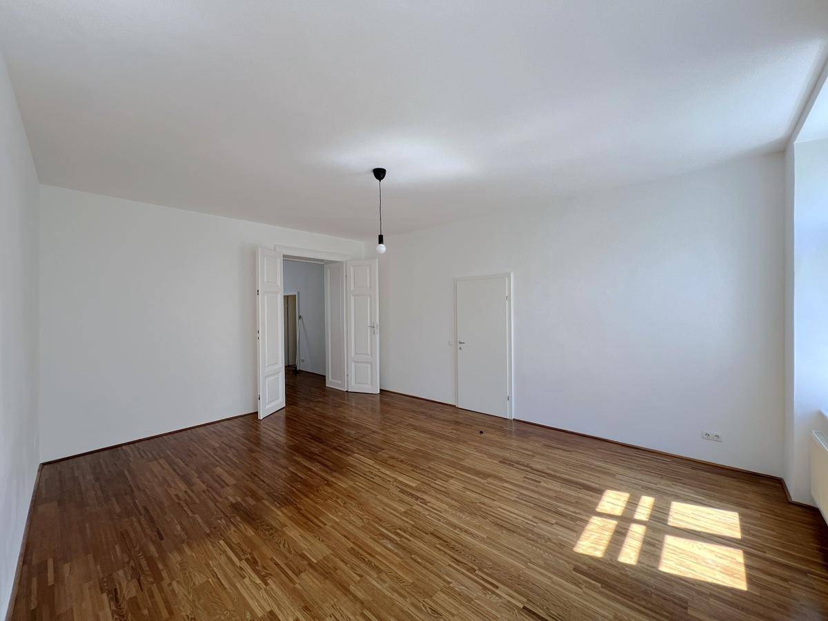 Sonnige Pärchenwohnung direkt auf der Mariahilfer Straße - Ansicht 6