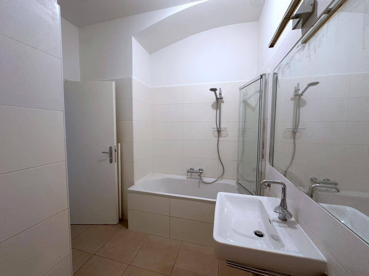 Badezimmer1-1