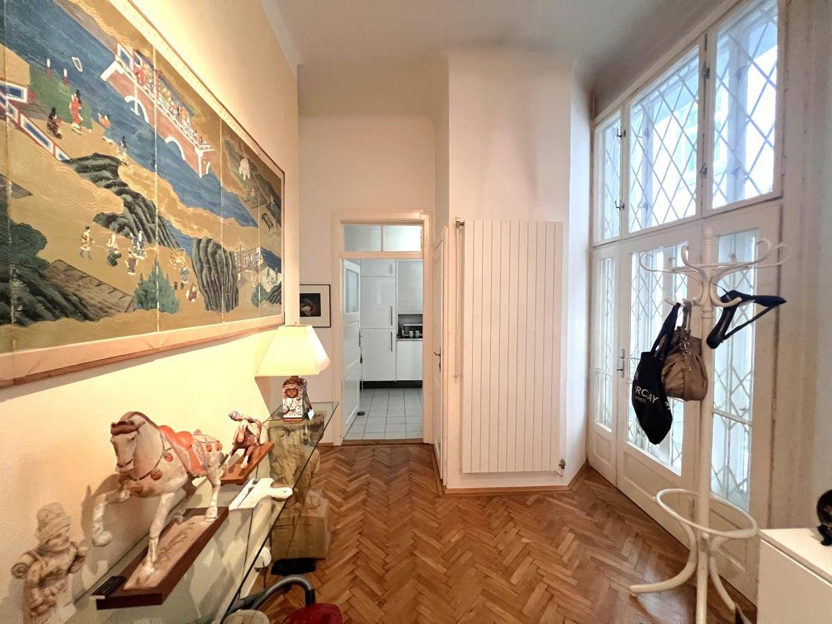 Zugang Balkon