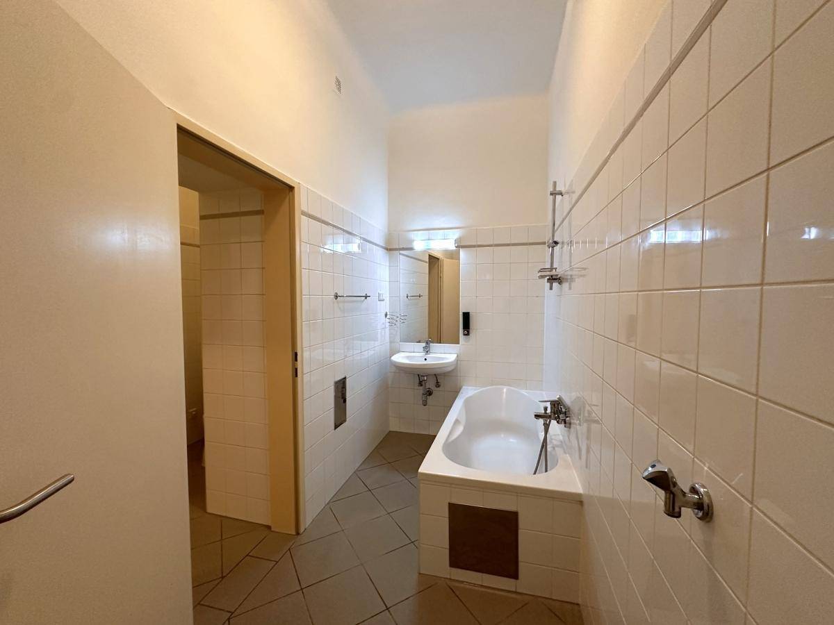 Badezimmer1-1