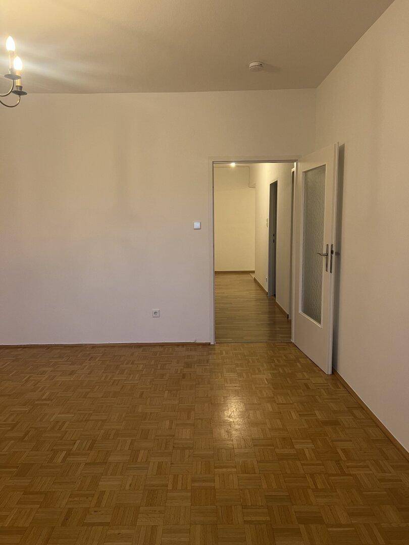Gemütliche 2-Zi Wohnung mit Loggia &amp; Aufzug in Graz, 65m², nur 199.000 €! – pohled 4