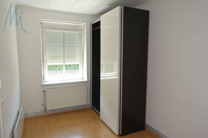 JGStr1, Zimmer1a