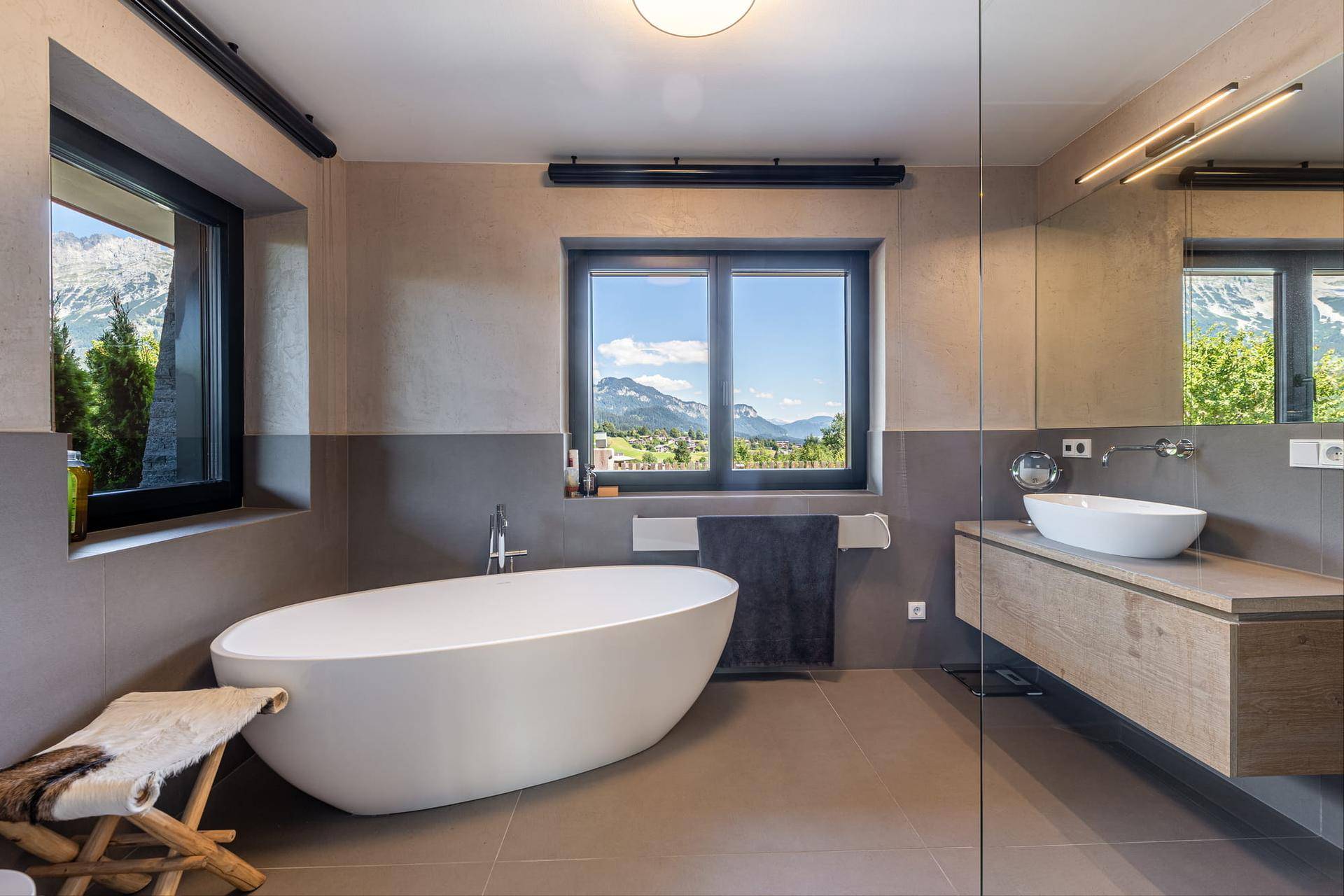 Luxuriöses Chalet mit Kaiserblick und Ski In / Ski Out Anbindung - Mehr