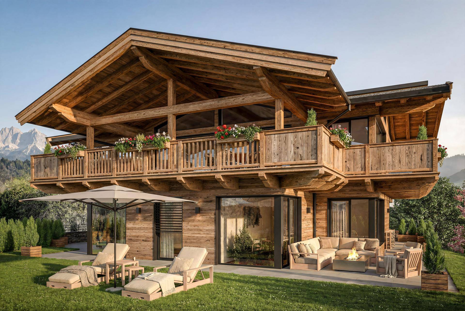 Idyllisches Holzchalet mit weitläufigem Garten, Sonnenliegen und einer einladenden Terrasse mit Bergblick.