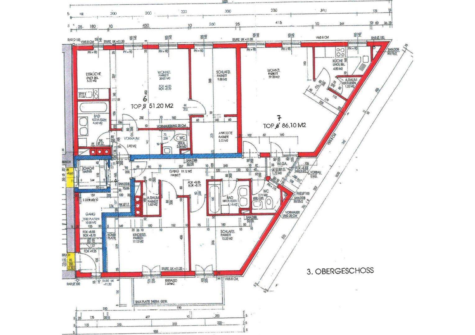 Detaillierter Grundriss des 3. Obergeschosses mit zwei Wohneinheiten und Balkonen.