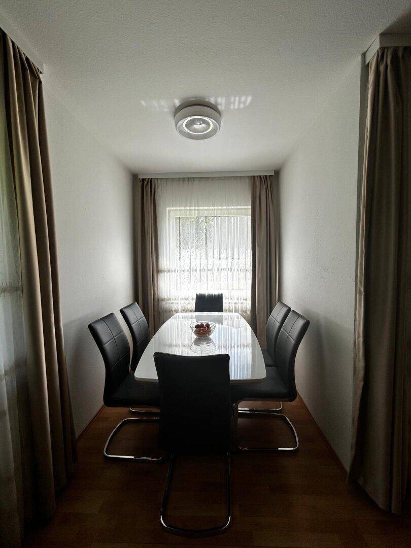 Wohnzimmer-Esszimmer