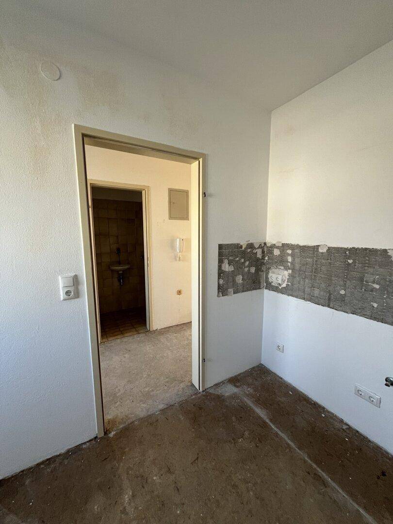 Charmante Maisonettewohnung mit 95 m² inkl. Loggia in Enns! Adaptierungsbedürftig mit großem Potenzial! - Ansicht 5
