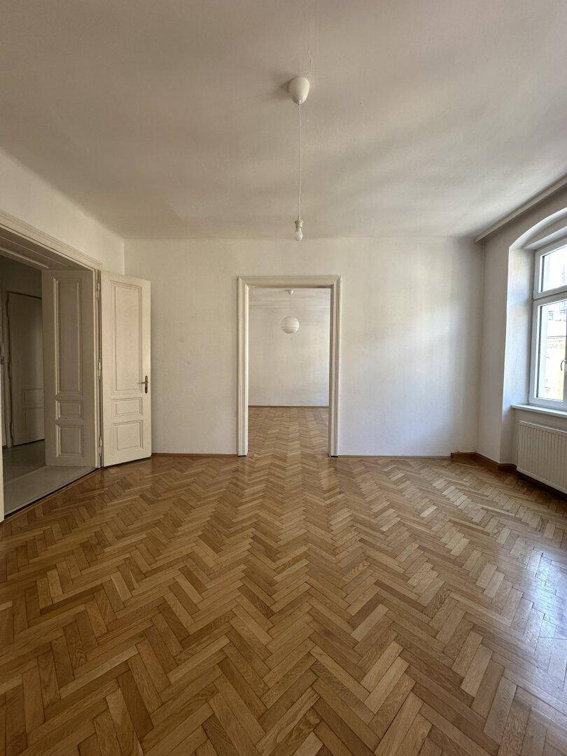 Wunderschöne Altbau Wohnung im Herzen von Linz! - Ansicht 3