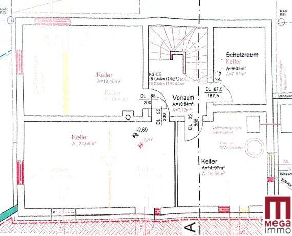 Grundriss des Kellergeschosses mit mehreren Kellerräumen und einem Schutzraum.
