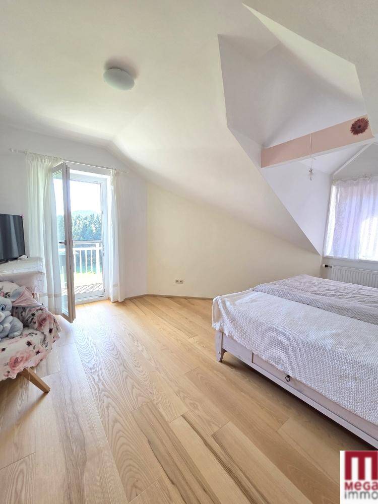 Zimmer 4 OG (2)