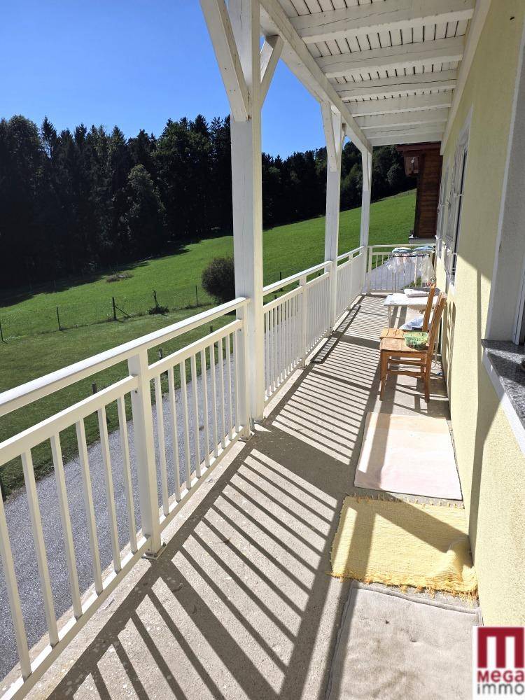 Balkon EG