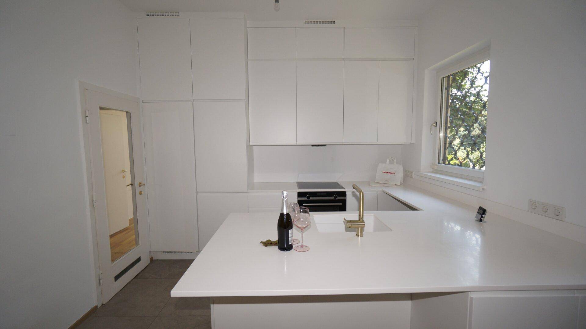 Exklusive Villa in Bestlage von Grinzing – Wohnen mitten in den Weinbergen - Ansicht 6
