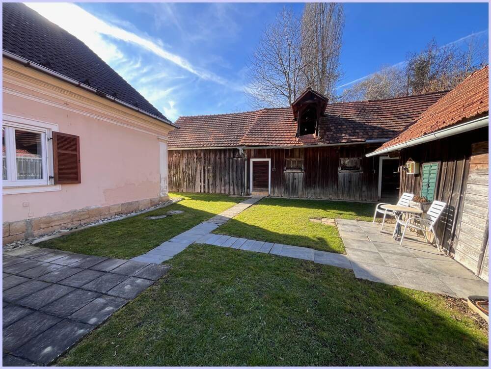 Bauernhaus - Wohnhaus mit Nebengebäude, teilw.saniert. Carport. Innenhof, St. Anna/Gießelsdorf. - Widok 3