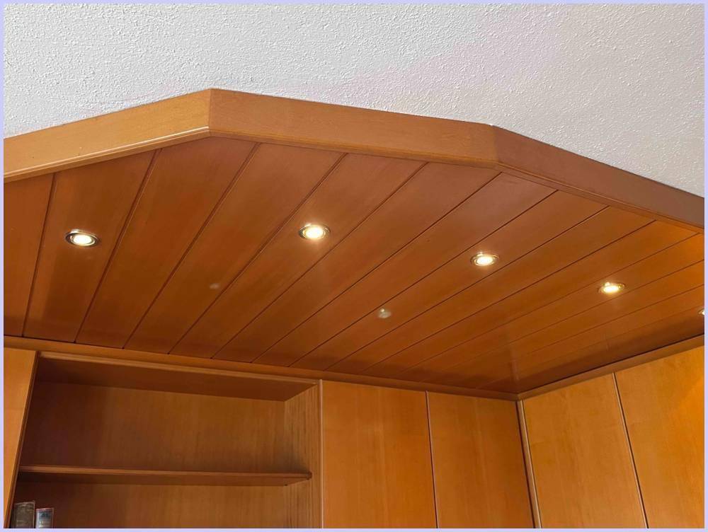 Deckenspots-