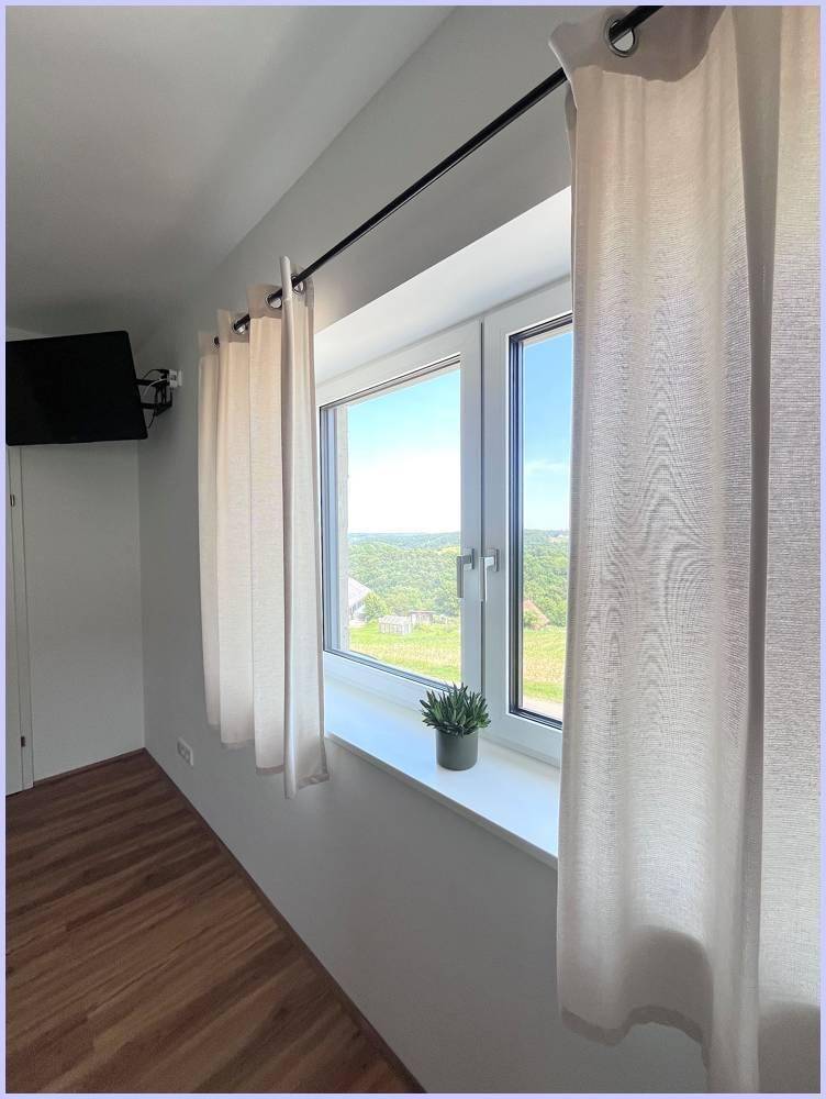 Schlafzimmer2_Fenster