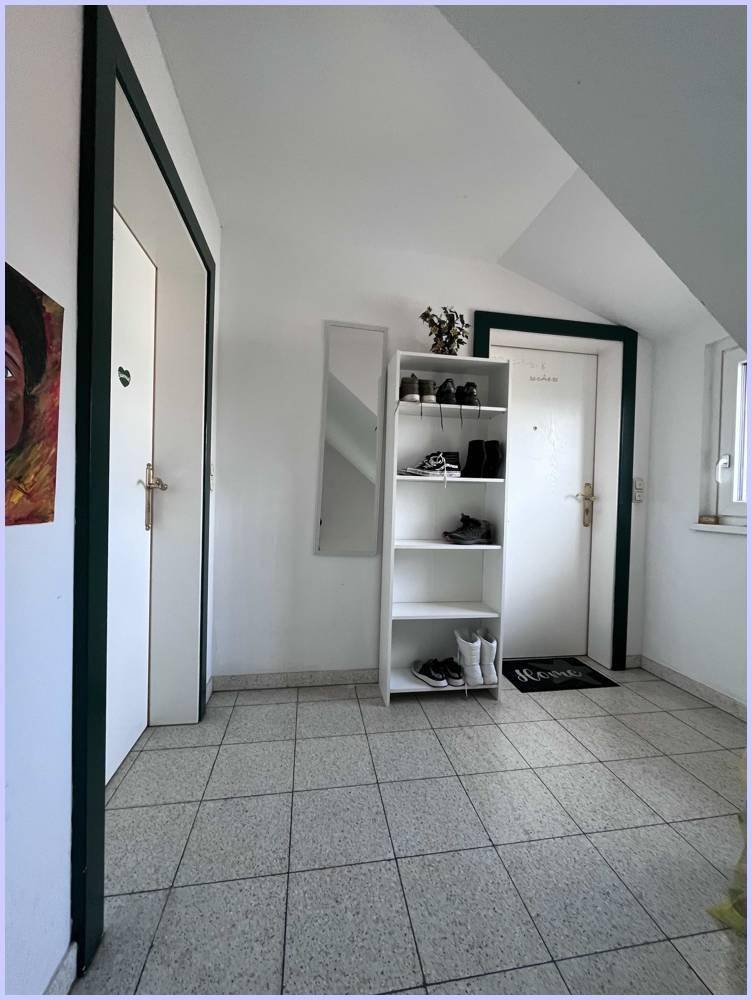 Stiegenhaus 2.OG