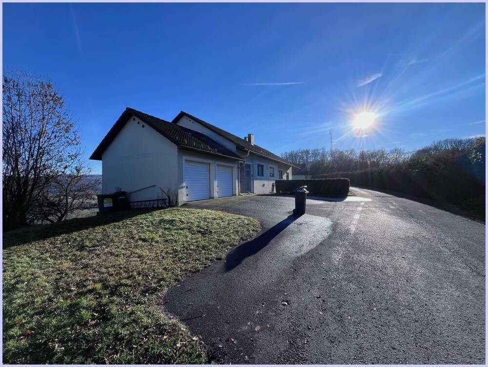 Lage Lage Lage! Geräumiges Wohnhaus mit Traumblick im südoststeirischen Hügelland. Großzügig, sonnig - Mehr