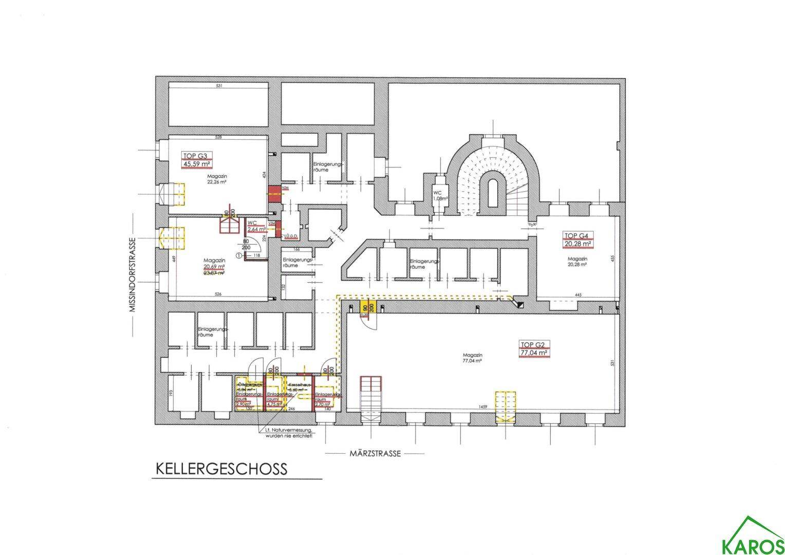 Grundriss des Kellergeschosses mit mehreren Lagerräumen und Zugang über eine zentrale Treppe.
