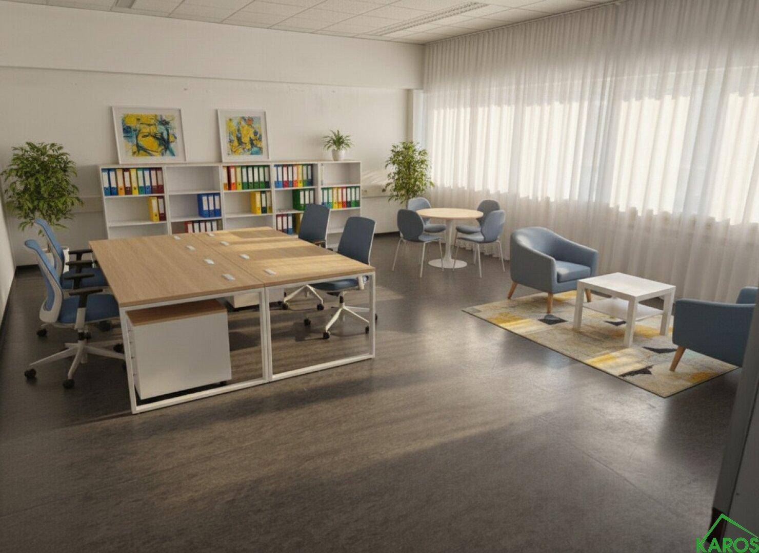 Großes, offenes Büro mit mehreren Arbeitsbereichen, Regalen und einer entspannenden Lounge-Ecke, ideal für Zusammenarbeit.
