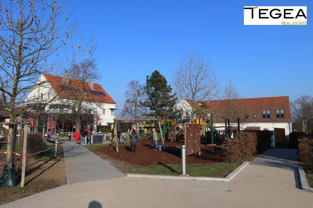 53_haus_eigentum_hagenbrunn_heurigenort_kinderspielplatz