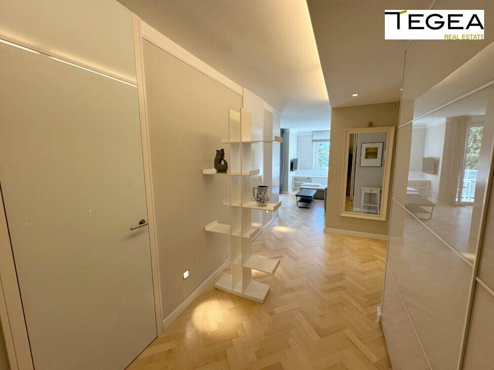 10_wohnung_wien_18_gentzgasse_miete_balkon_vorraum