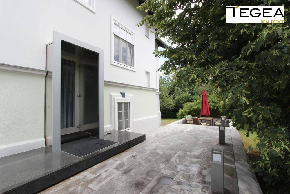 10_haus_eigentum_ernstbrunn_terrasse