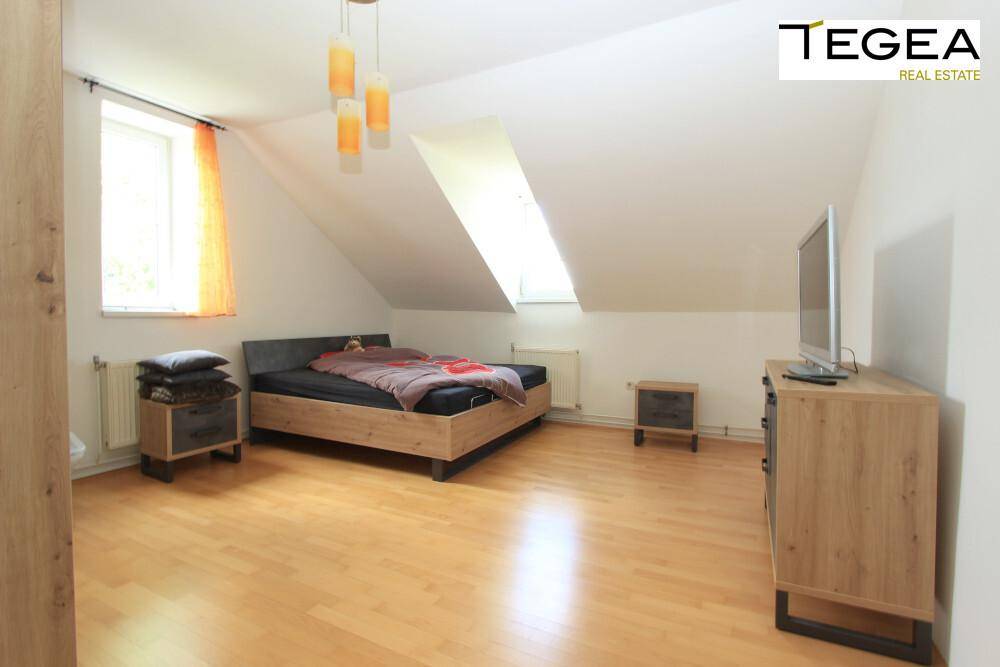 35_haus_eigentum_ernstbrunn_2.og_zimmer