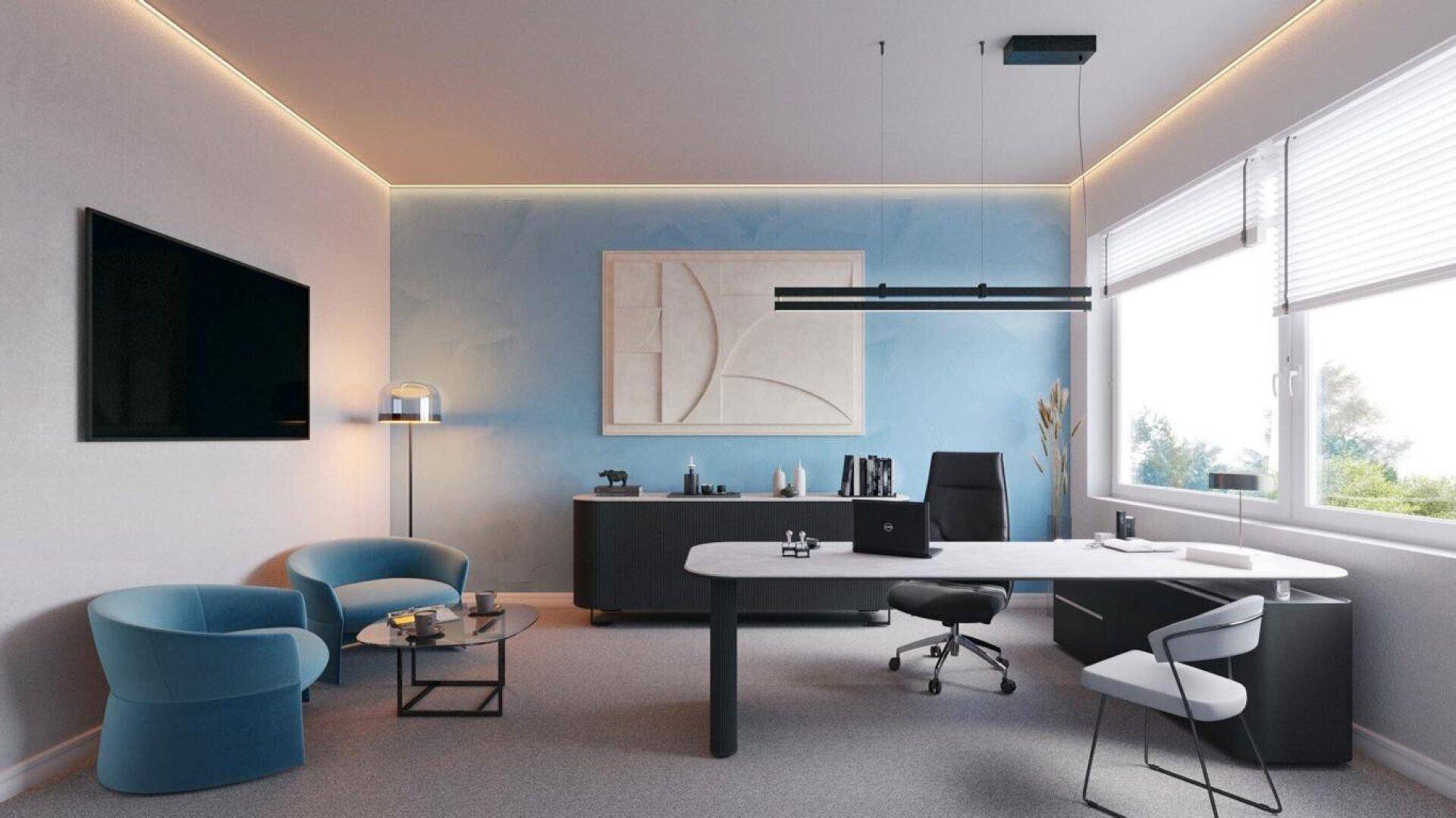 Elegantes Chefbüro mit modernem Schreibtisch, blauer Akzentwand und bequemen Sesseln.