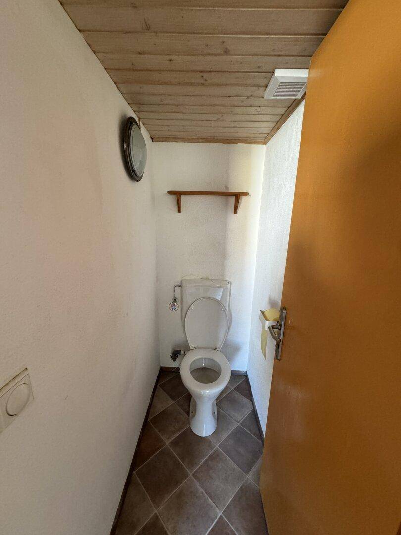 WC