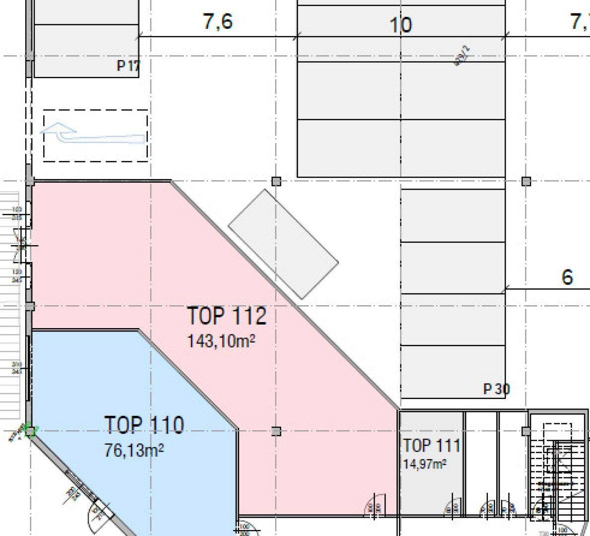 Detaillierter Grundrissplan mit drei verschiedenen Gewerbeeinheiten und zugehörigen Parkplätzen.