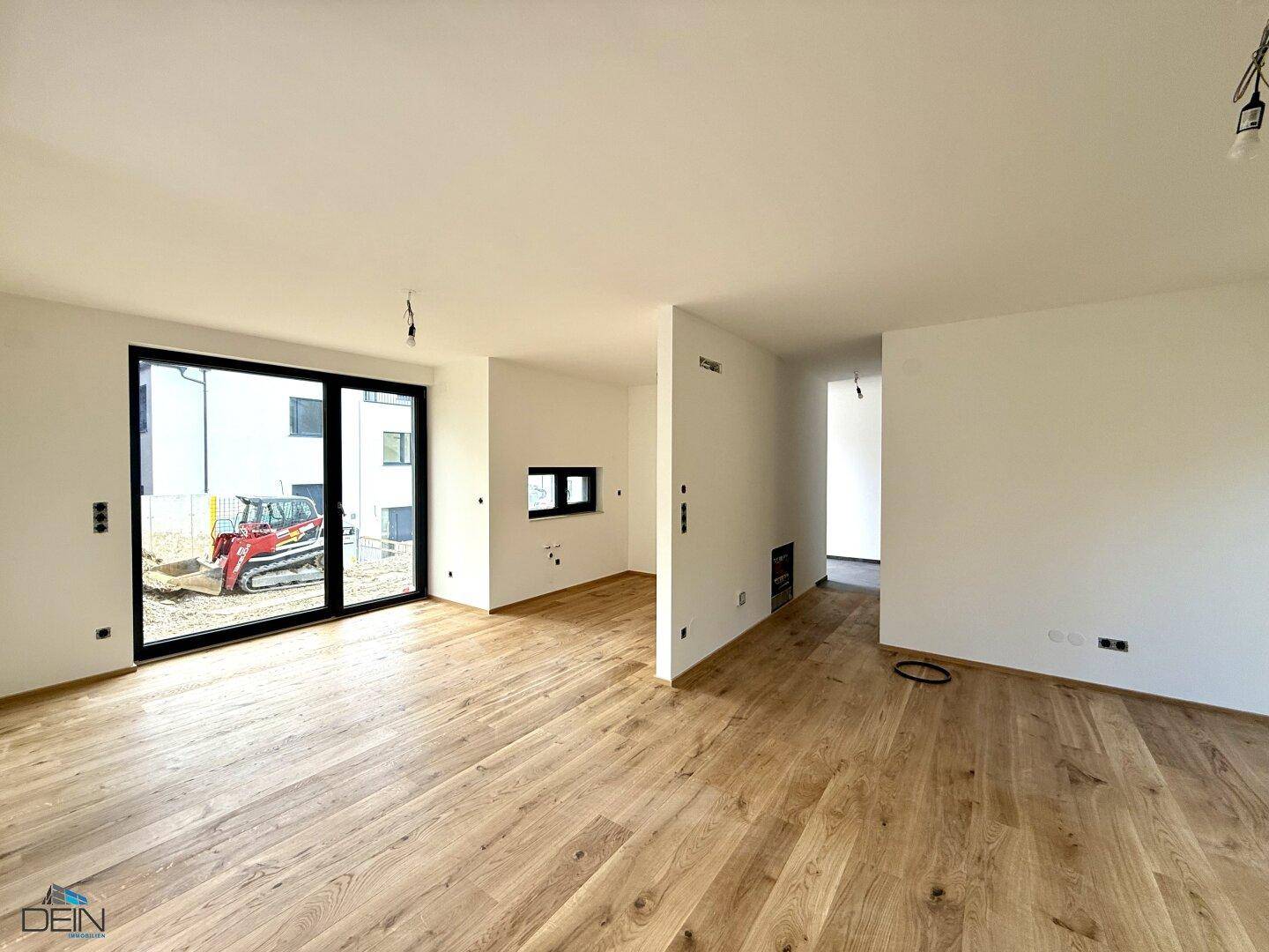 PREISREDUKTION! EXKLUSIVE 4-5 ZIMMER DOPPELHAUSHÄLFTEN MIT FREIFLÄCHEN IN GRÜNRUHELAGE! - Widok 4