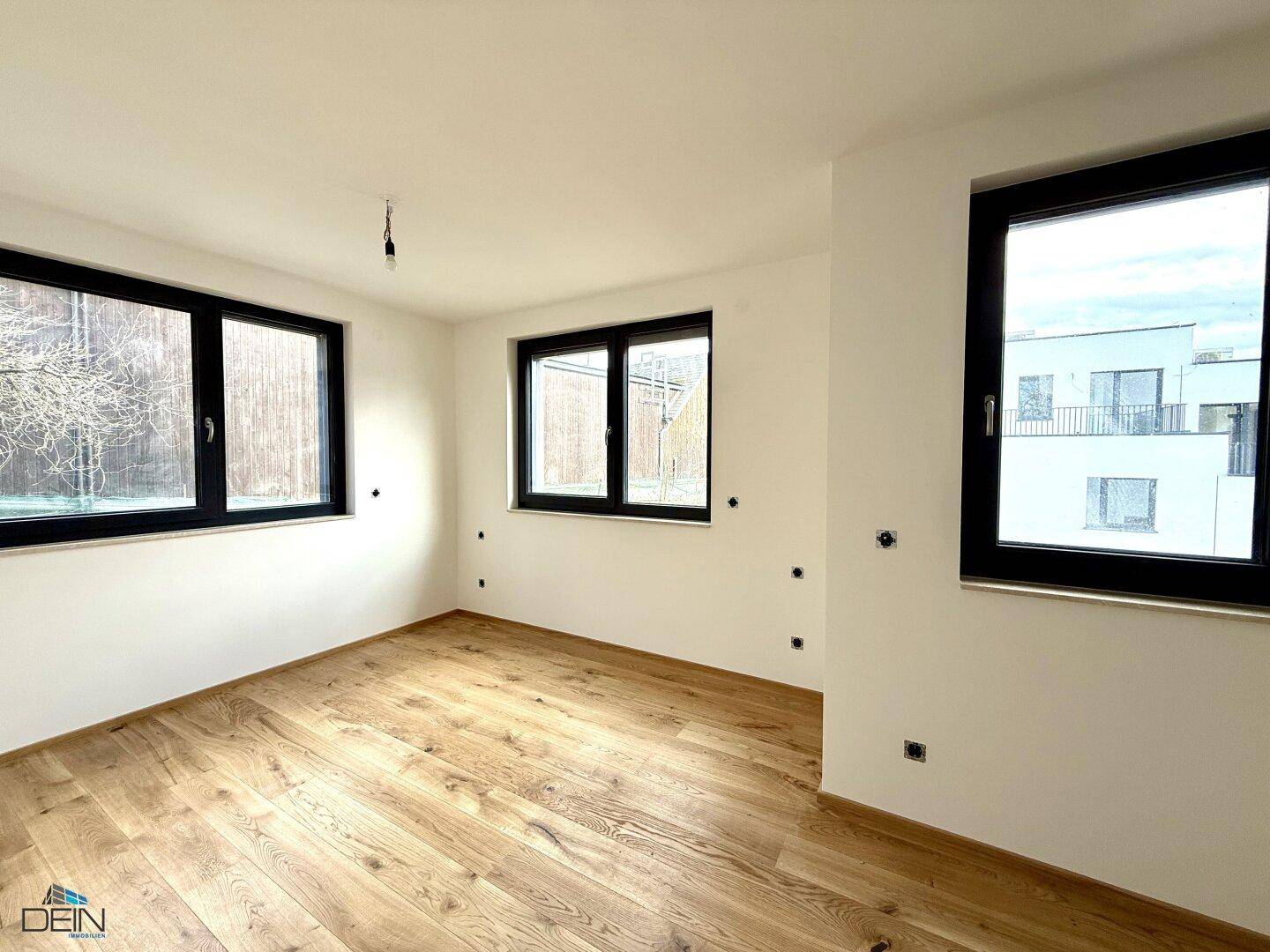 PREISREDUKTION! EXKLUSIVE 4-5 ZIMMER DOPPELHAUSHÄLFTEN MIT FREIFLÄCHEN IN GRÜNRUHELAGE! – pohled 6