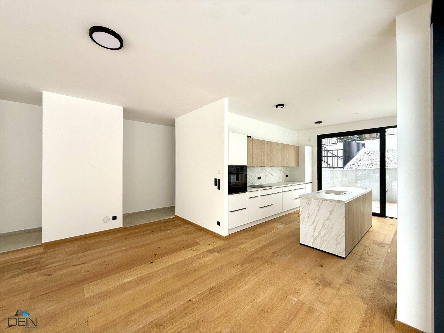 PREISREDUKTION! TRAUMHAFTE VOLLUNTERKELLERTE 5 ZIMMER DOPPELHAUSHÄLFTE MIT SWIMMINGPOOL! - Mehr