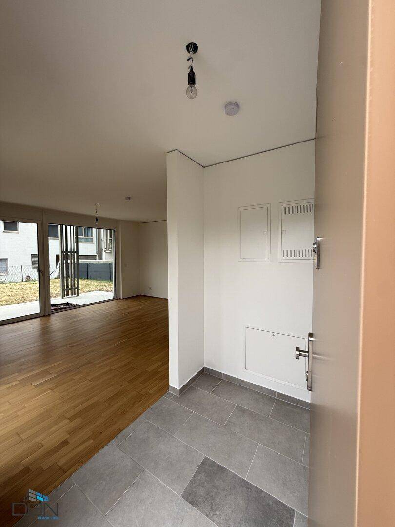 NEU! TRAUMHAFTE 2 ZIMMER GARTENWOHNUNG IN EBERGASSING! - Mehr