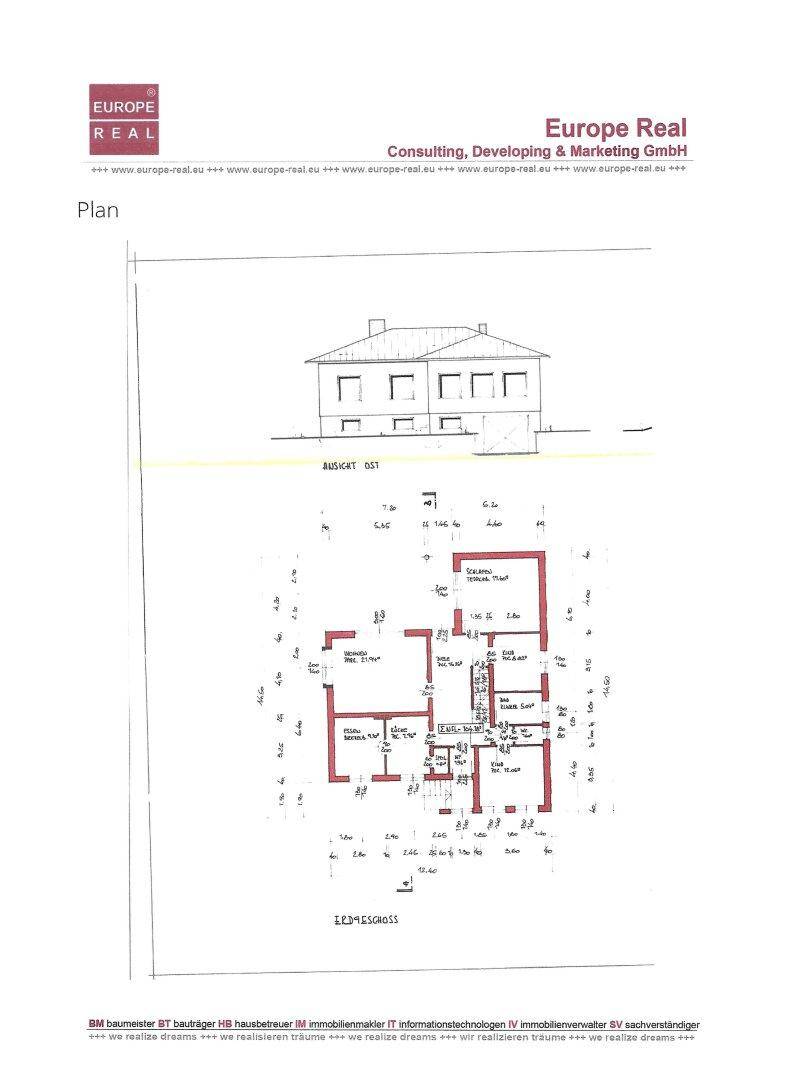 Grundriss des Erdgeschosses mit Ostansicht des Gebäudes und Raumaufteilung.