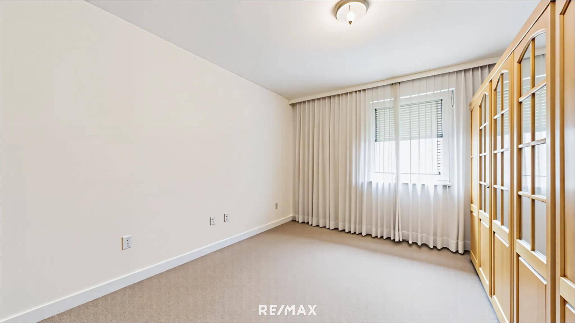 Schlafzimmer ohne Möbel