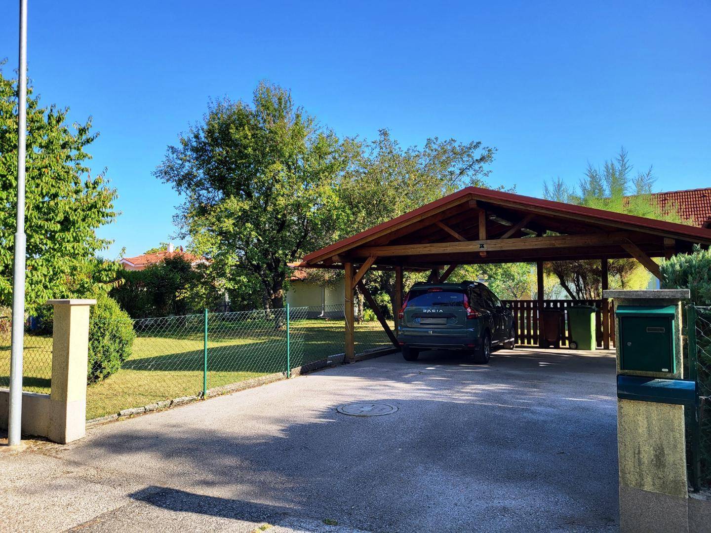 Carport